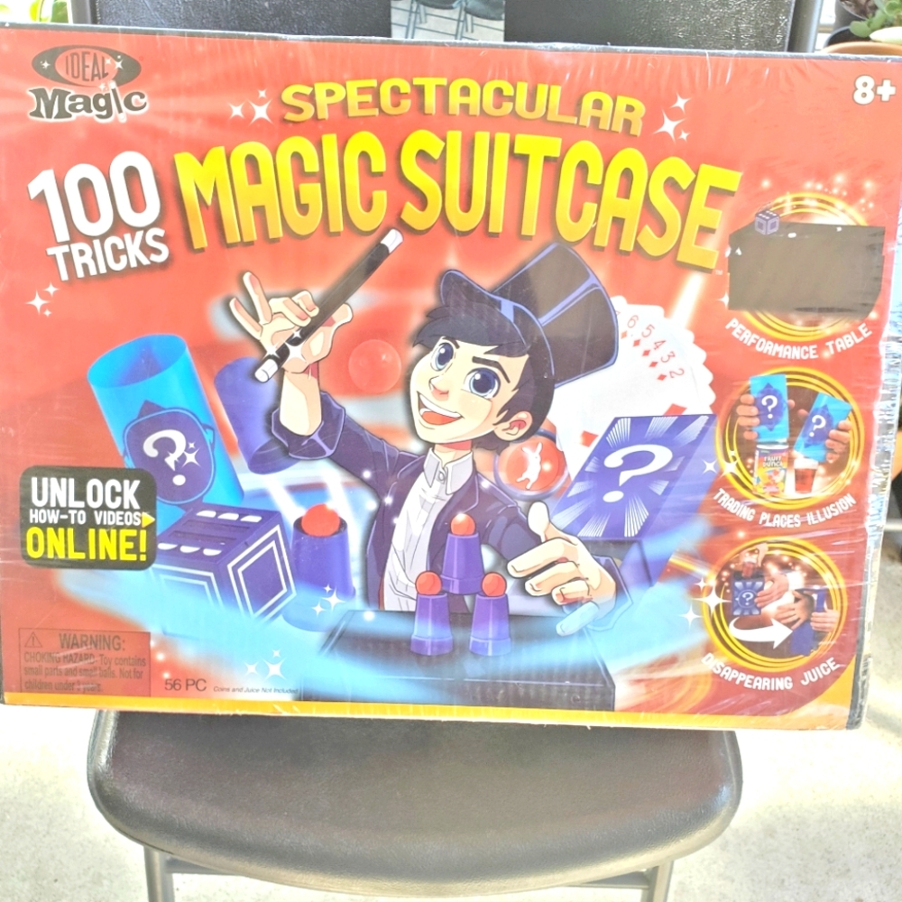Magic Suitcase magic set